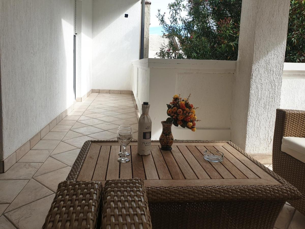 Villa Spanjol Rab Town Exteriör bild